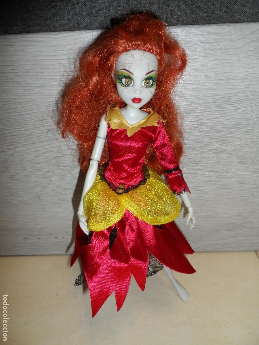 Mu&ntilde;ecas Modernas: MU&Ntilde;ECA ONCE UPON A ZOMBIE BELLE (BEAUTY & THE BEAST) 2012 WOWWEE
