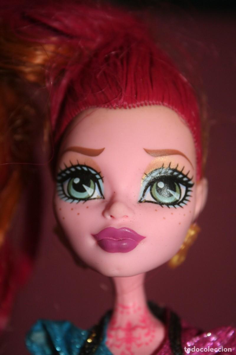 Mu&ntilde;ecas Modernas: GENIO MU&Ntilde;ECA MONSTER HIGH