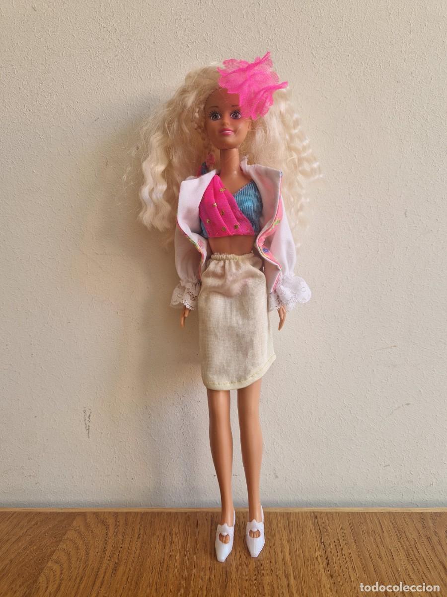 Mu&ntilde;ecas Modernas: MU&Ntilde;ECA SIDY GO-GO DE HASBRO