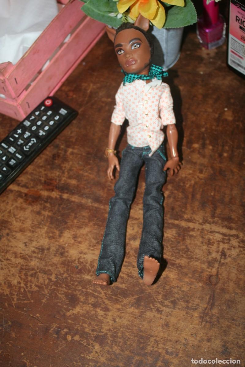 Mu&ntilde;ecas Modernas: mu&ntilde;eca mu&ntilde;eco monster high