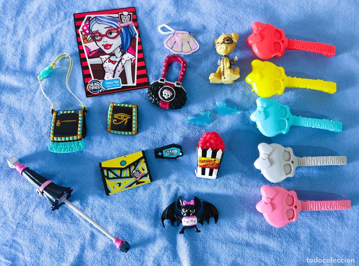 Mu&ntilde;ecas Modernas: LOTE DE COMPLEMENTOS Y ACCESORIOS DE LAS MU&Ntilde;ECAS MONSTER HIGH