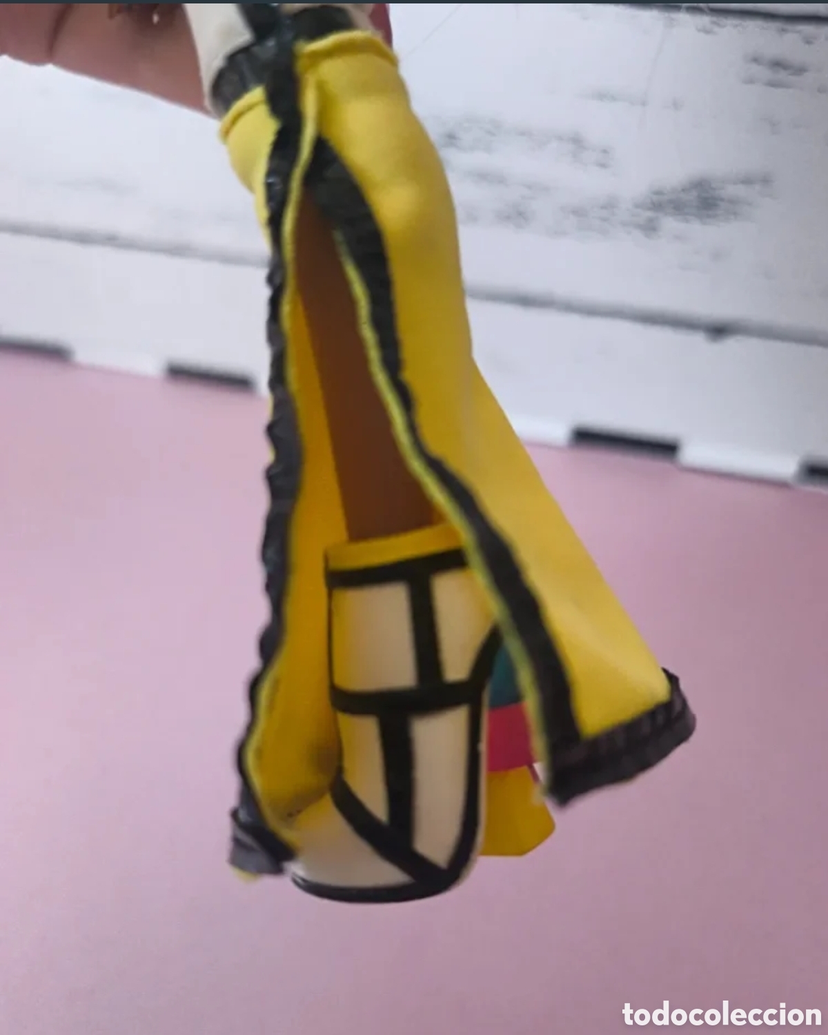 Mu&ntilde;ecas modernas: Mu&ntilde;eca LOL OMG lights Angles - Foto 4