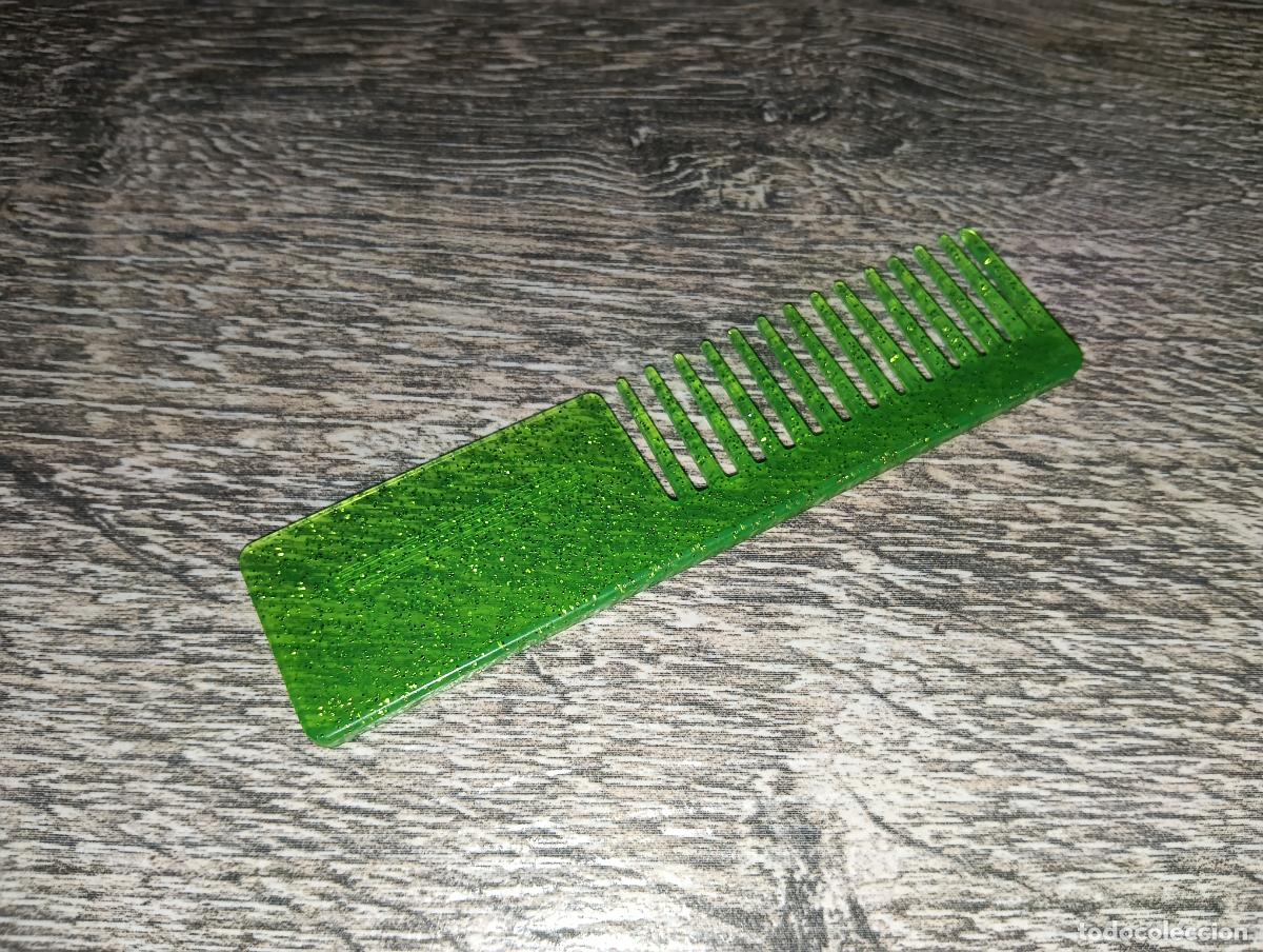 Mu&ntilde;ecas modernas: Peine de mu&ntilde;eca Rainbow Jade - Foto 3
