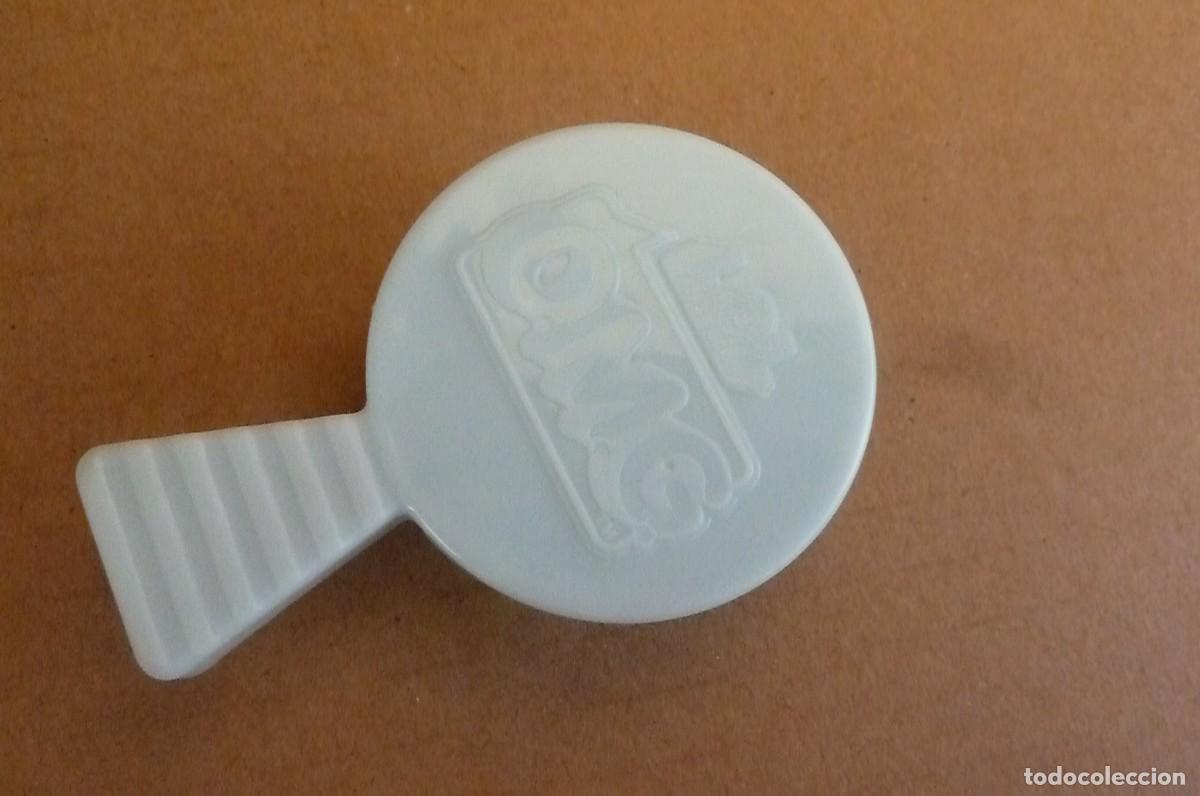 Mu&ntilde;ecas modernas: Cepillo peinar mu&ntilde;eca LOL - Foto 3