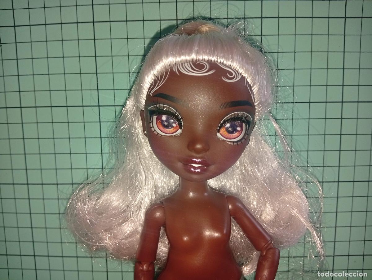 Mu&ntilde;ecas Modernas: Mu&ntilde;eca Rainbow high Shadow Ayesha Sterling
