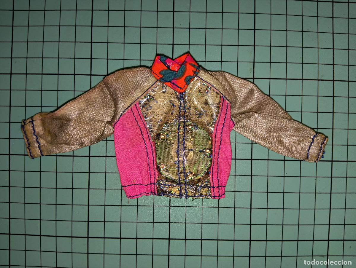 Mu&ntilde;ecas modernas: Chaqueta de mu&ntilde;eca Sindy de Hasbro - Foto 2