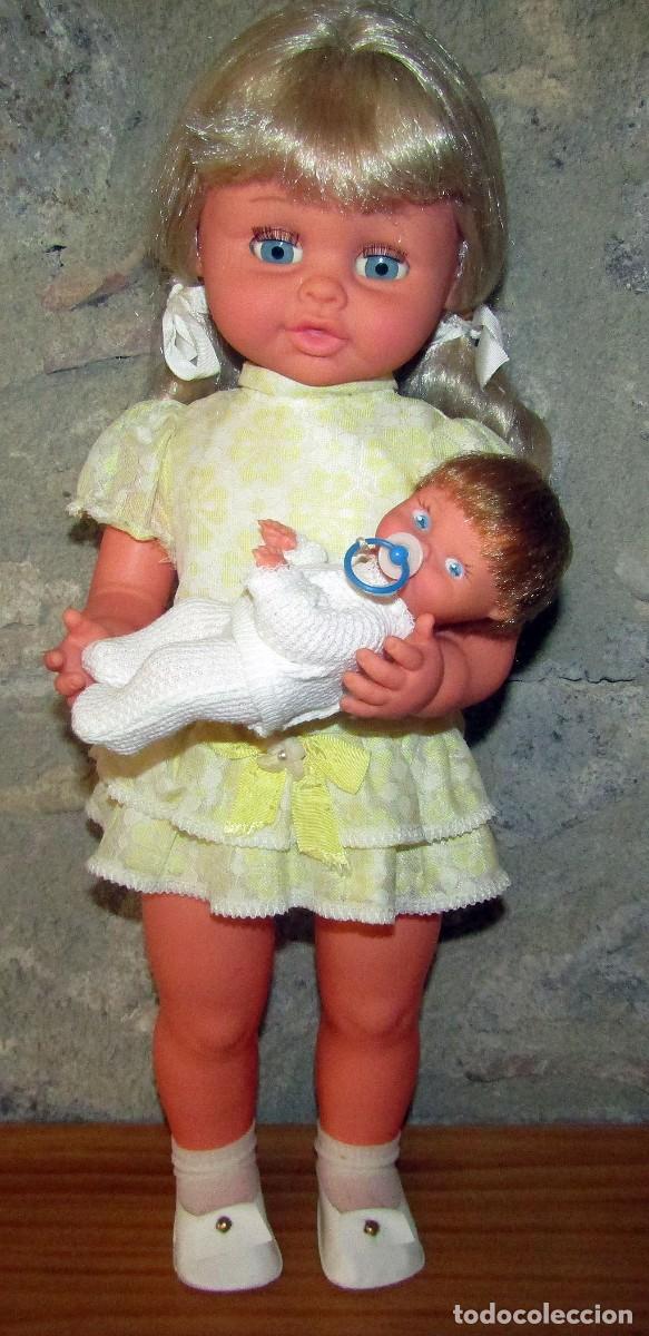 Mu&ntilde;ecas Modernas: ANTIGUA MU&Ntilde;ECA LUCHY MAM&Aacute; Y SU BEB&Eacute; LUCH&Iacute;N - A&Ntilde;OS 70 - FUNCIONANDO - COMPLETAMENTE ORIGINALES