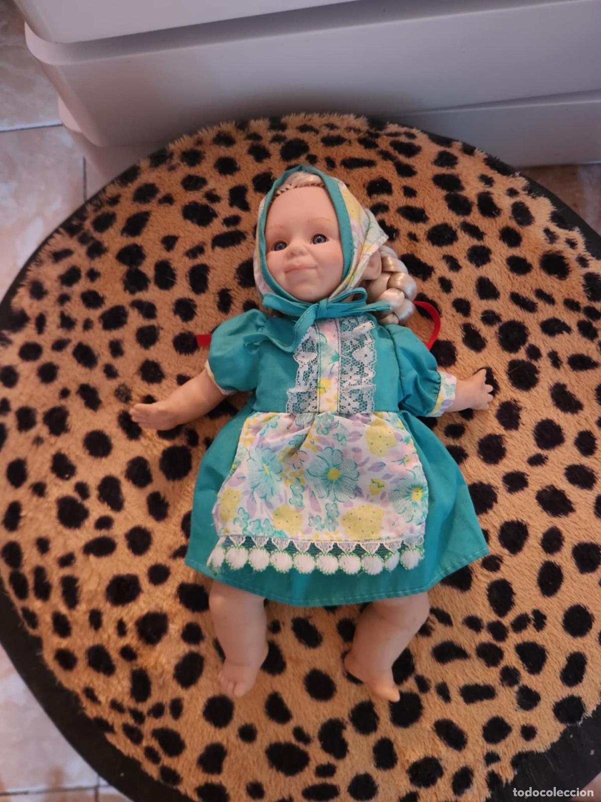 Mu&ntilde;ecas Modernas: Mu&ntilde;eca t&iacute;pica croata a&ntilde;os 90
