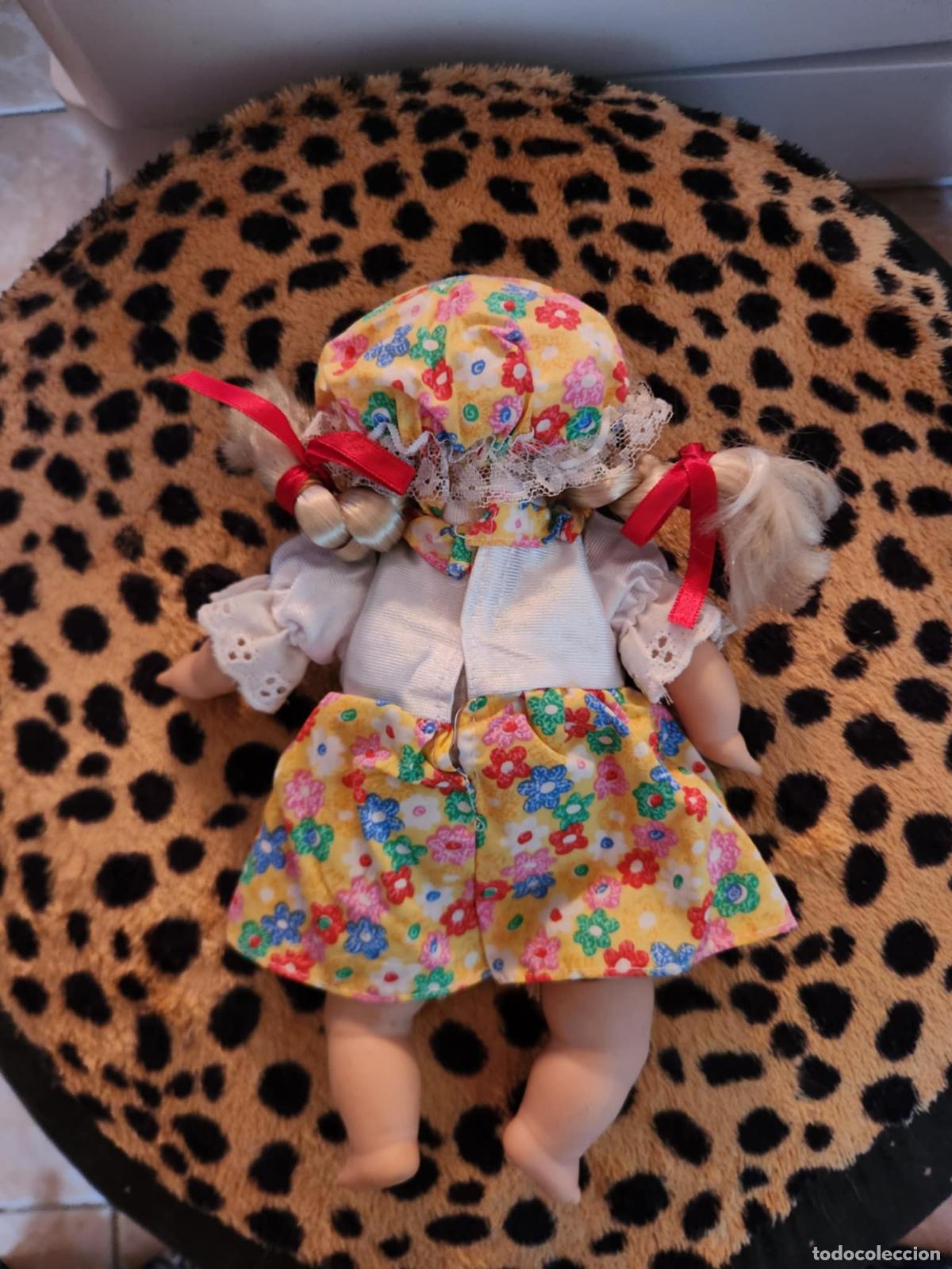 Mu&ntilde;ecas modernas: Mu&ntilde;eca haitiana t&iacute;pica de la decada del 90 - Foto 2