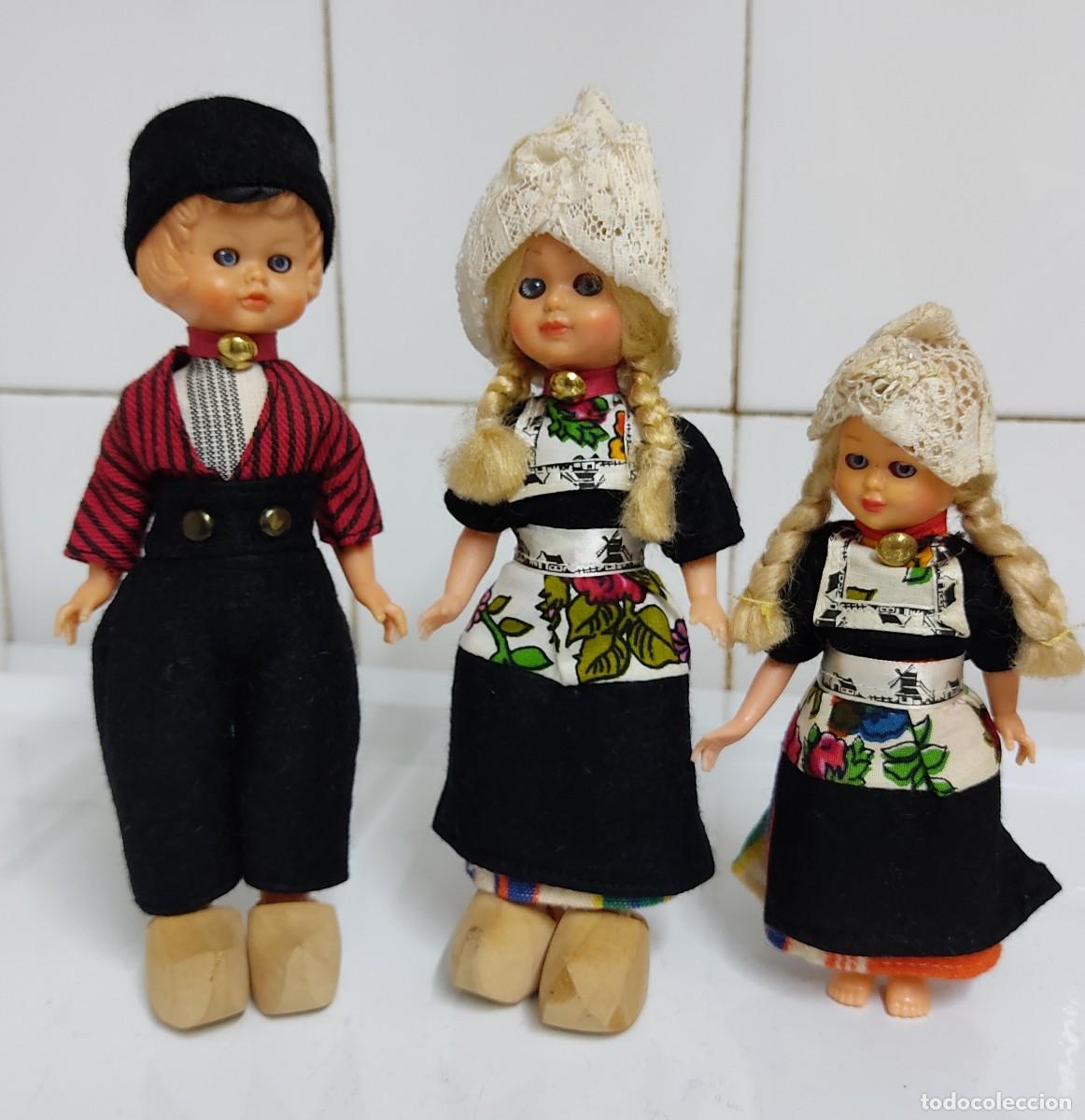 Mu&ntilde;ecas Modernas: Lote de mu&ntilde;ecos vintage holandeses con ojos dormilones