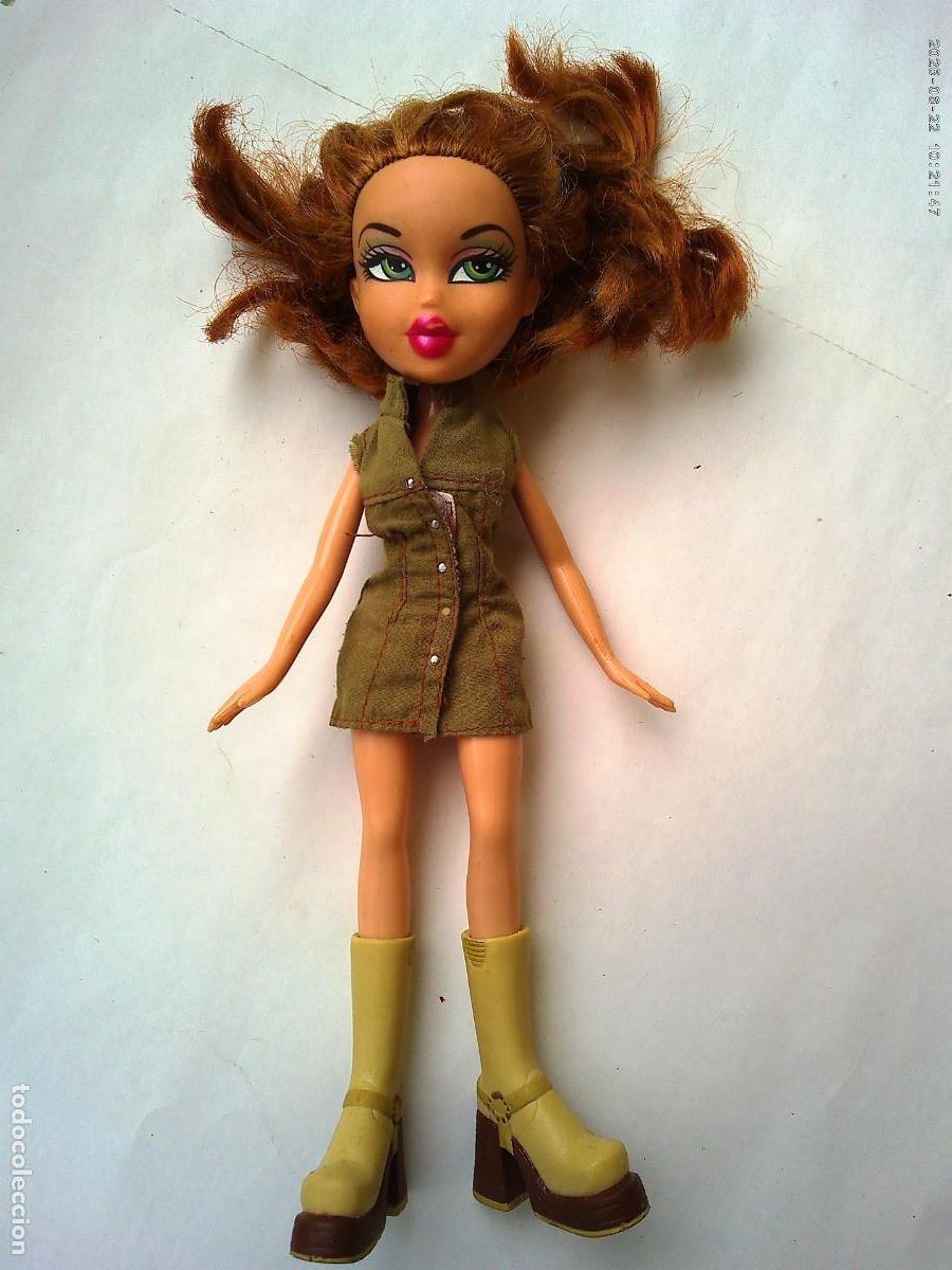 Mu&ntilde;ecas Modernas: LOTE DE MU&Ntilde;ECA BRATZ : MU&Ntilde;ECA