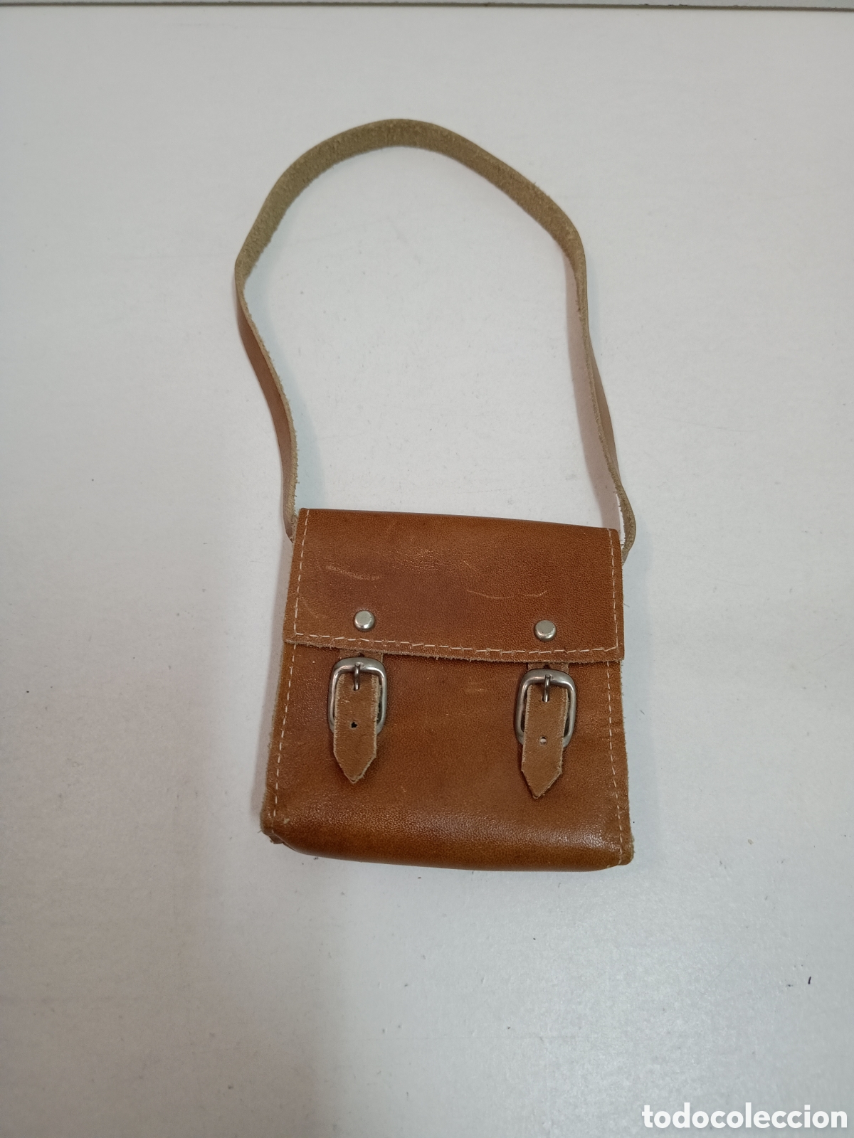 Mu&ntilde;ecas Modernas: BOLSO O CARTERA DE COLEGIO DE PIEL PARA MU&Ntilde;ECA 9x8cm