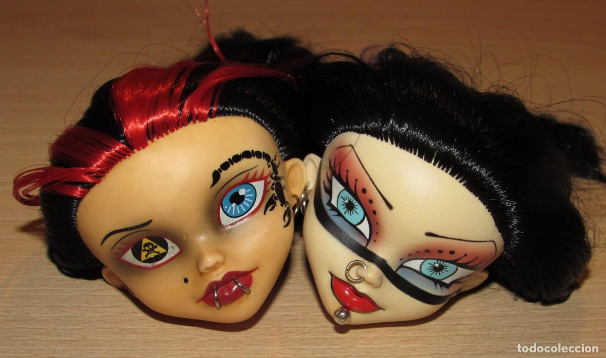 Mu&ntilde;ecas Modernas: Lote par cabezas de mu&ntilde;ecas g&oacute;ticas BeGoths Bleeding Edge 2003-2004 buen estado