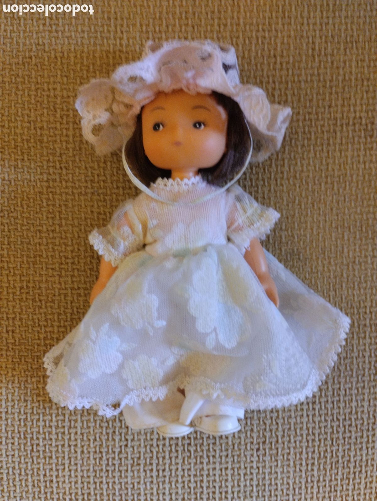 Mu&ntilde;ecas Modernas: Mu&ntilde;eca Matilda antigua