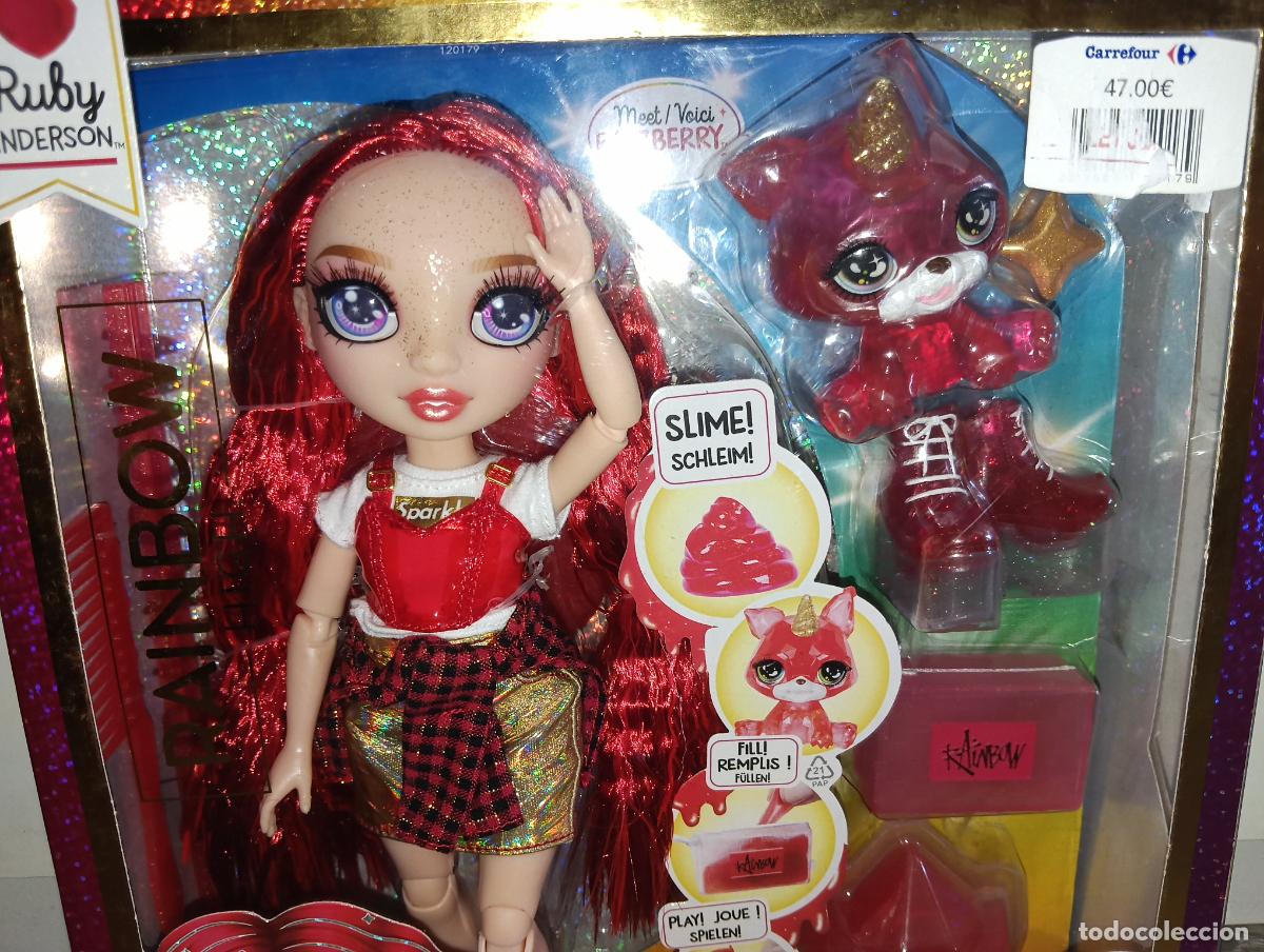 Mu&ntilde;ecas Modernas: Mu&ntilde;eca Rainbow High Ruby Anderson con slime