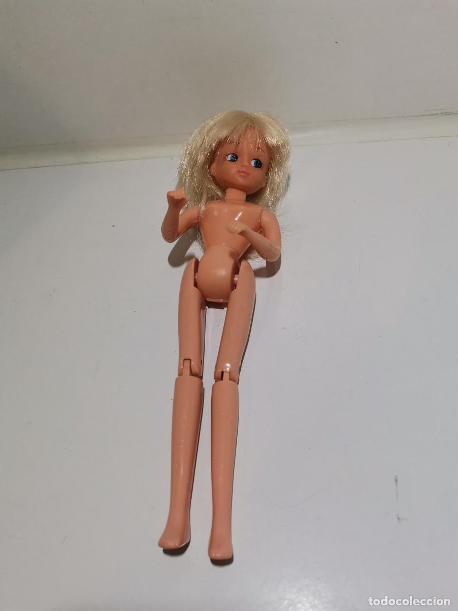 Mu&ntilde;ecas modernas: mu&ntilde;eca chabel articulada - Foto 2