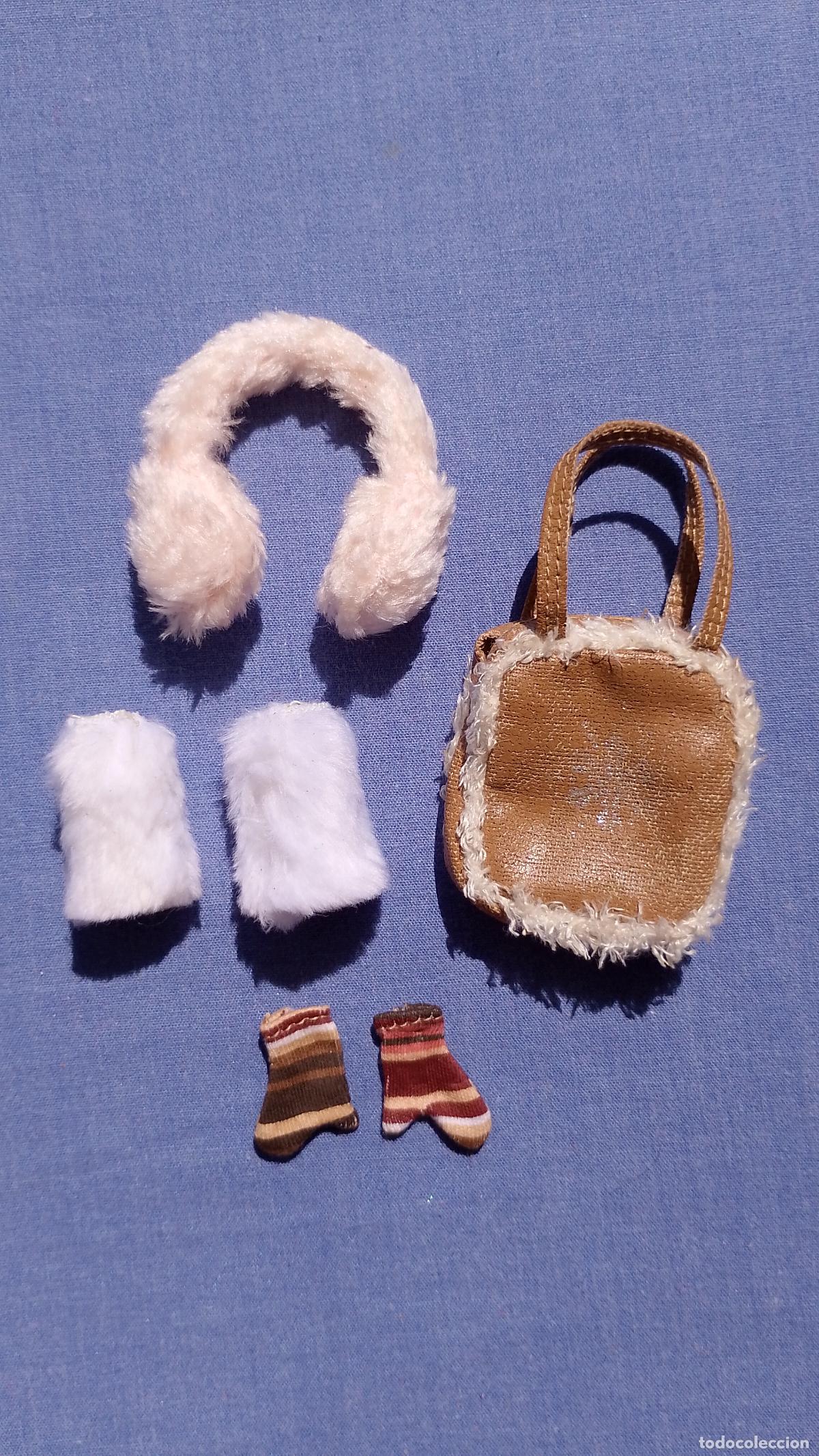 Mu&ntilde;ecas Modernas: Antiguos accesorios para la nieve de mu&ntilde;ecas Bratz Wintertime Wonderland de Bandai