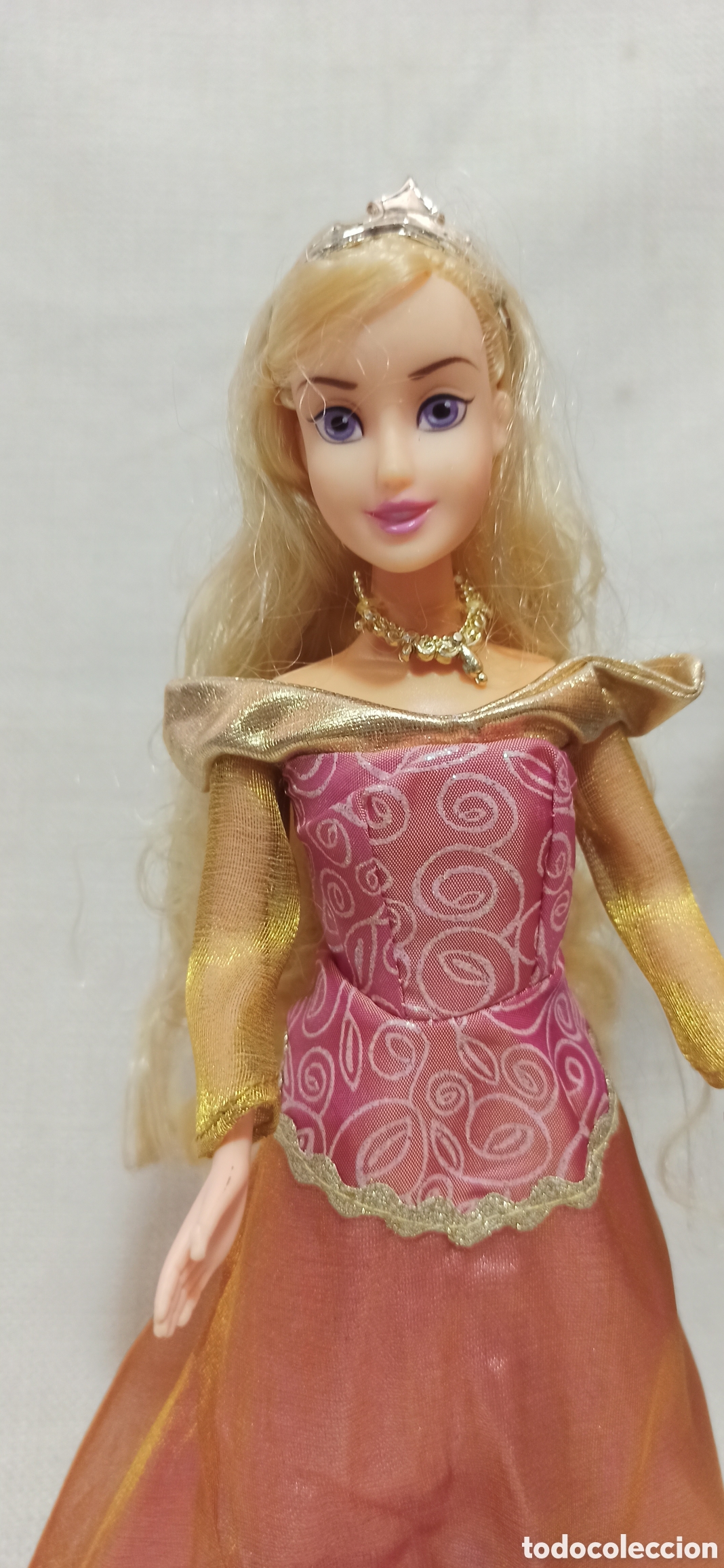 Mu&ntilde;ecas Modernas: Princesa Aurora Disney de Simba Toys 2004
