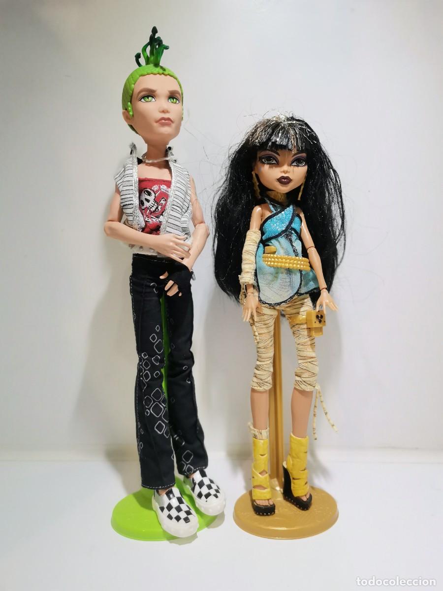 Mu&ntilde;ecas Modernas: pareja de monster high cleo nilo y gordon deuce