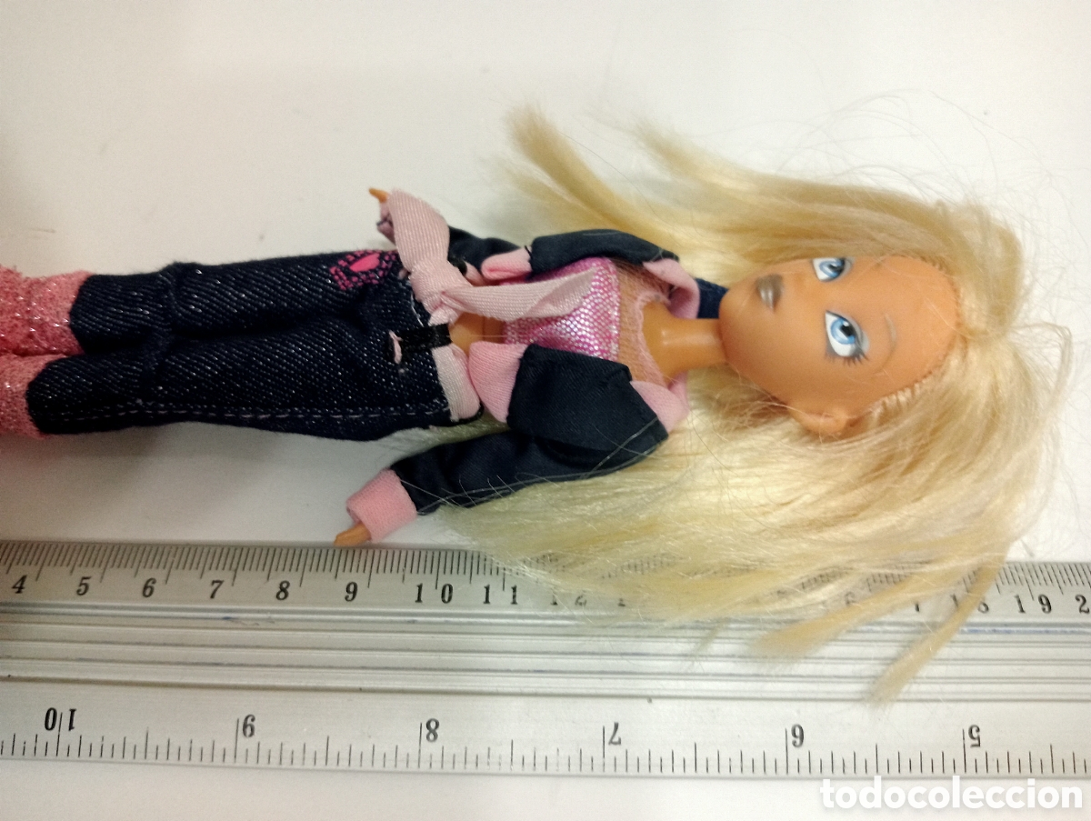 Mu&ntilde;ecas modernas: Mu&ntilde;eca de la serie Bratz - Foto 2