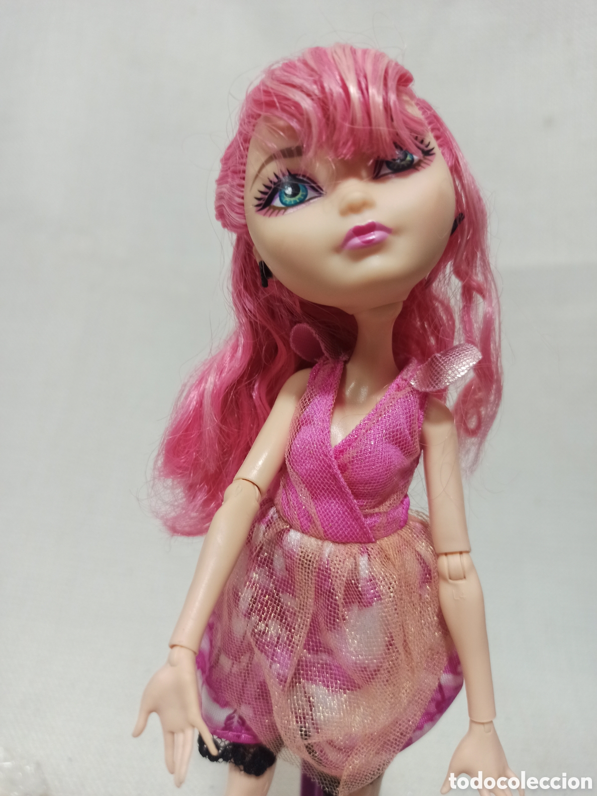 Mu&ntilde;ecas modernas: Mu&ntilde;eca Ever After High - Foto 2