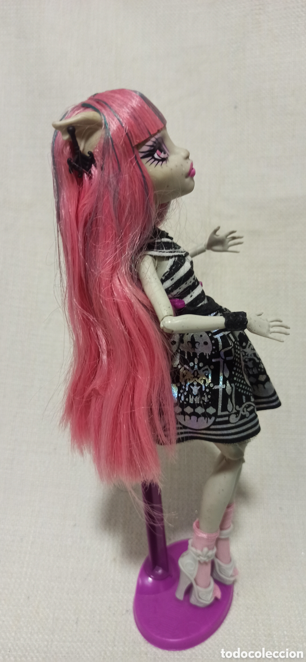 Mu&ntilde;ecas modernas: Mu&ntilde;eca Monster High Rochelle Goyle - Foto 2