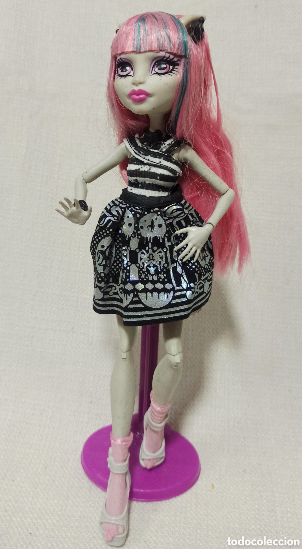 Mu&ntilde;ecas Modernas: Mu&ntilde;eca Monster High Rochelle Goyle