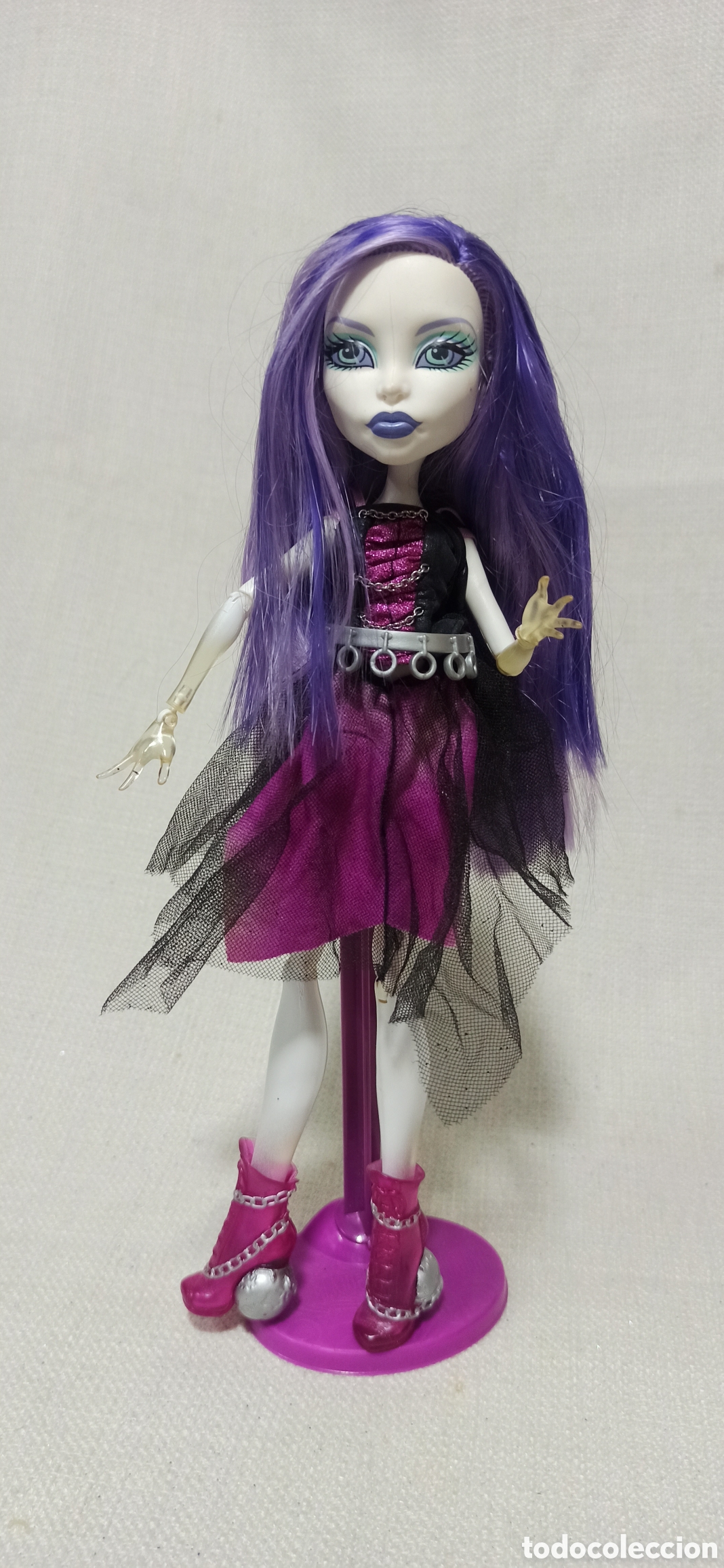 Mu&ntilde;ecas Modernas: Mu&ntilde;eca Spectra Vondergeist Monster High