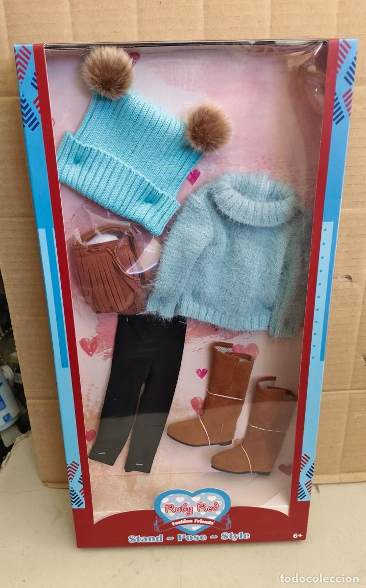 Mu&ntilde;ecas Modernas: Conjunto para mu&ntilde;eca Ruby Red Fashion Friends , nuevo