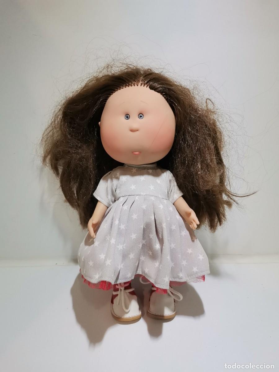 Mu&ntilde;ecas Modernas: mu&ntilde;eca nia de nines d'onil
