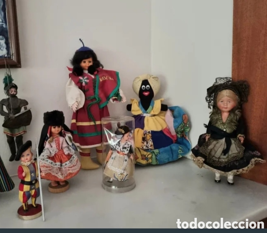 Mu&ntilde;ecas Modernas: Colecci&oacute;n de 7 Mu&ntilde;ecas &eacute;tnicas. Artesan&iacute;a. Diversos paises.