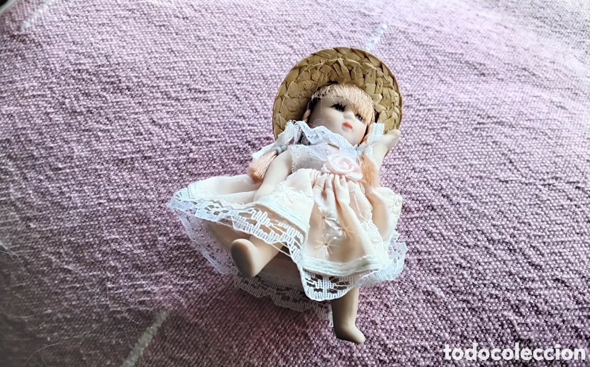 Mu&ntilde;ecas modernas: Mu&ntilde;equita con sombrero - Foto 3