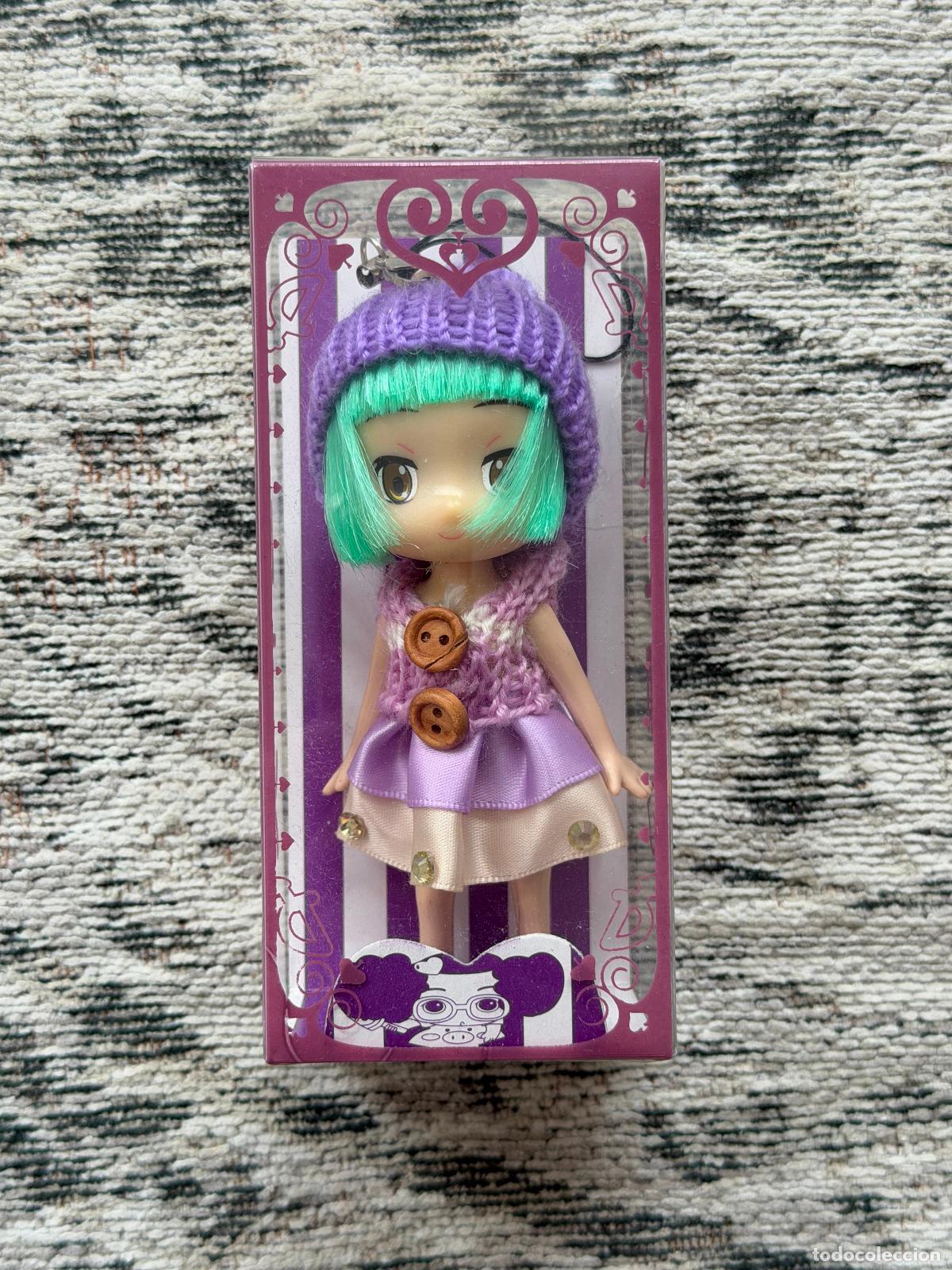 Mu&ntilde;ecas Modernas: MU&Ntilde;ECA COLGANTE COREANA DDUNG CHIMONG
