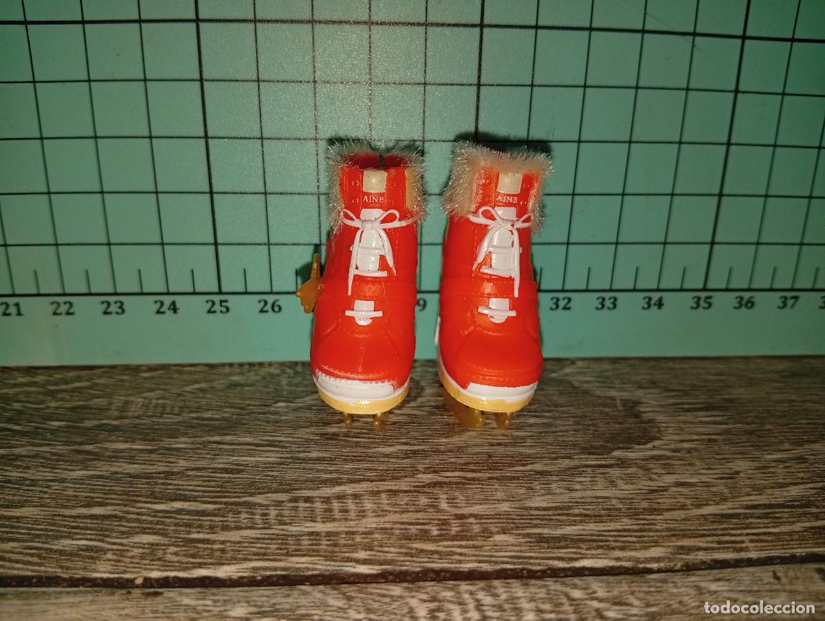 Mu&ntilde;ecas modernas: Patines de hielo de mu&ntilde;eca Rainbow high - Foto 2