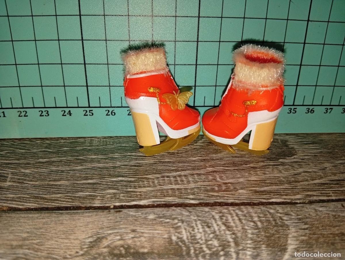 Mu&ntilde;ecas modernas: Patines de hielo de mu&ntilde;eca Rainbow high - Foto 3
