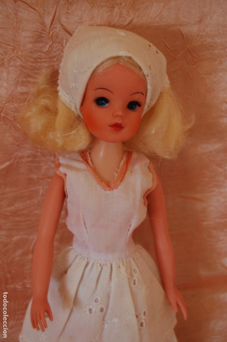 Mu&ntilde;ecas modernas: mu&ntilde;eca sindy de hong kong - Foto 3