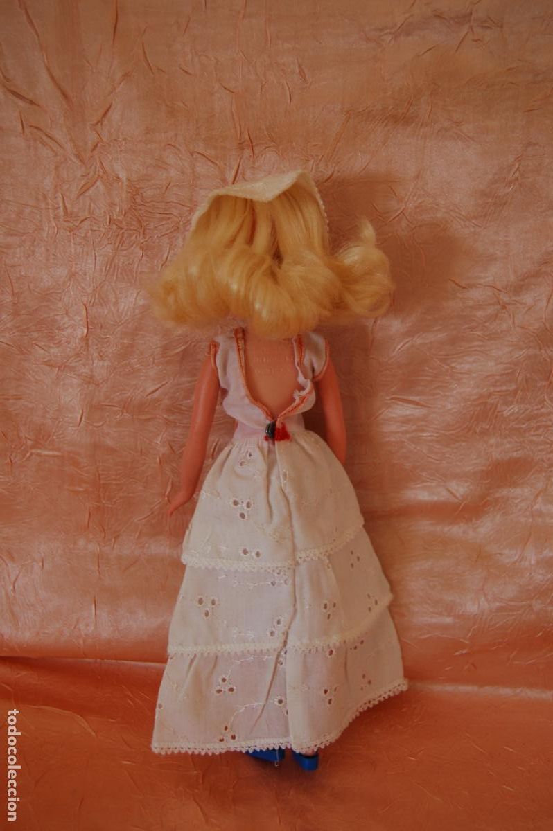 Mu&ntilde;ecas modernas: mu&ntilde;eca sindy de hong kong - Foto 10