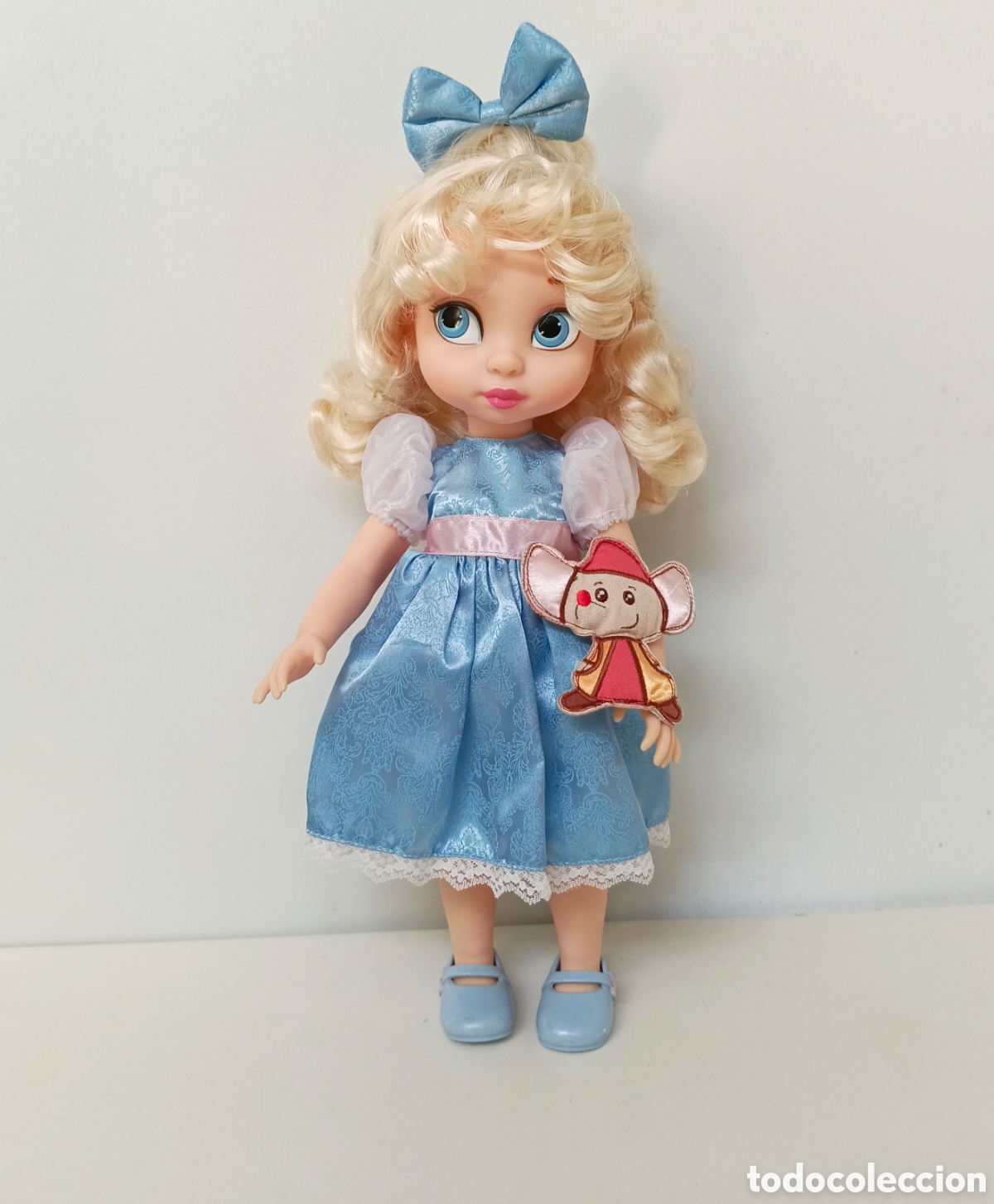 Mu&ntilde;ecas Modernas: Disney Princess Animators' Collection Cinderella primera edici&oacute;n Cenicienta mascota, rat&oacute;n 16 inch
