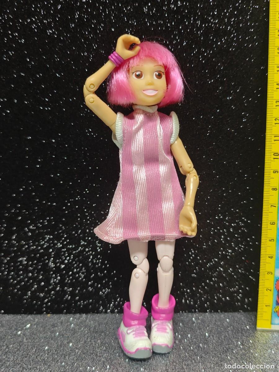 Mu&ntilde;ecas Modernas: MU&Ntilde;ECA LAZY TOWN ARTICULADA