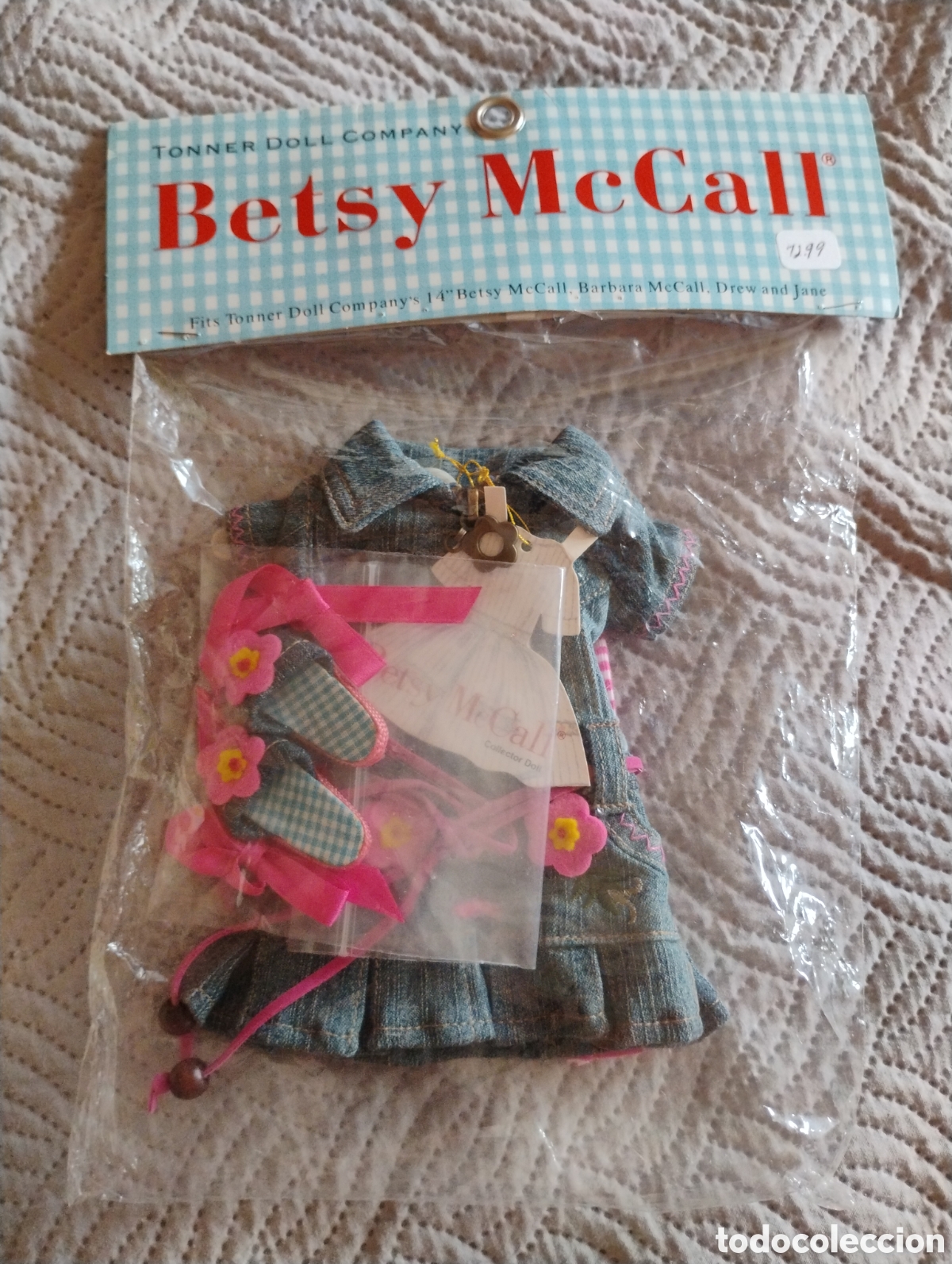 Mu&ntilde;ecas Modernas: Set Ropa Tonner Doll Betsy McCall 14&rdquo; (2007) - Nuevo en Bl&iacute;ster (NRFB)