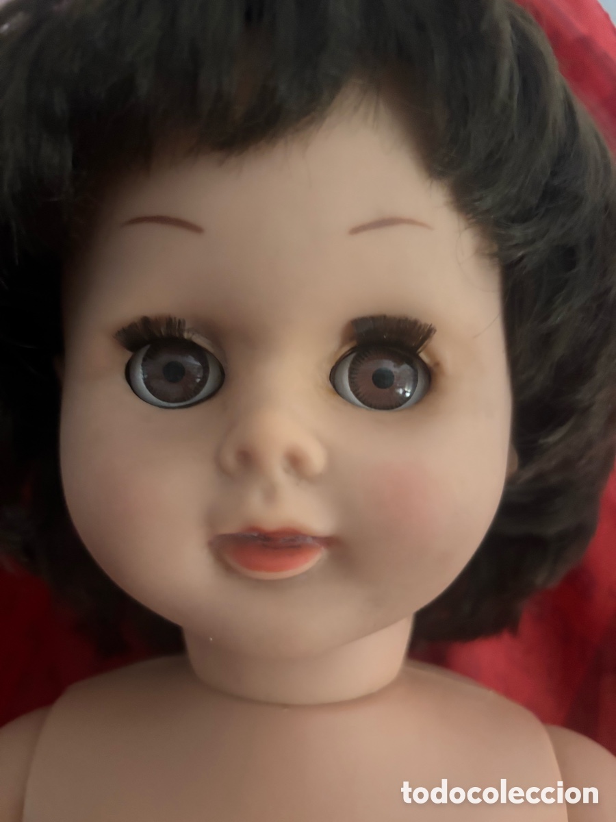 Mu&ntilde;ecas Modernas: Mu&ntilde;eca vintage,rumana