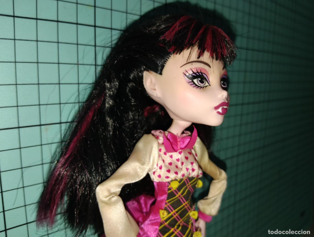 Mu&ntilde;ecas modernas: Mu&ntilde;eca Monster high Draculaura - Foto 2
