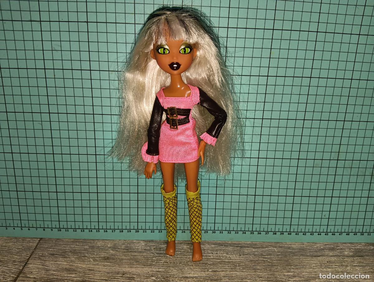 Mu&ntilde;ecas modernas: Mu&ntilde;eca Bratzillaz Sashabella Paw - Foto 9