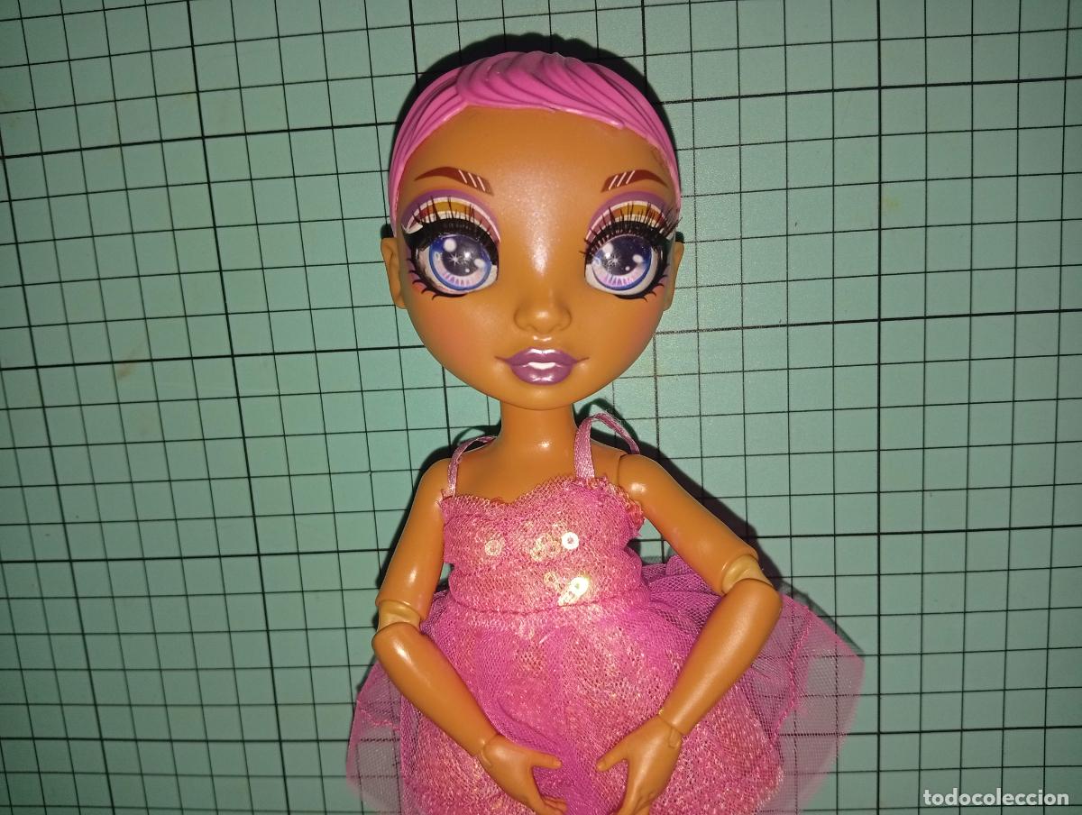 Mu&ntilde;ecas modernas: Mu&ntilde;eca Rainbow high fashion studio - Foto 9
