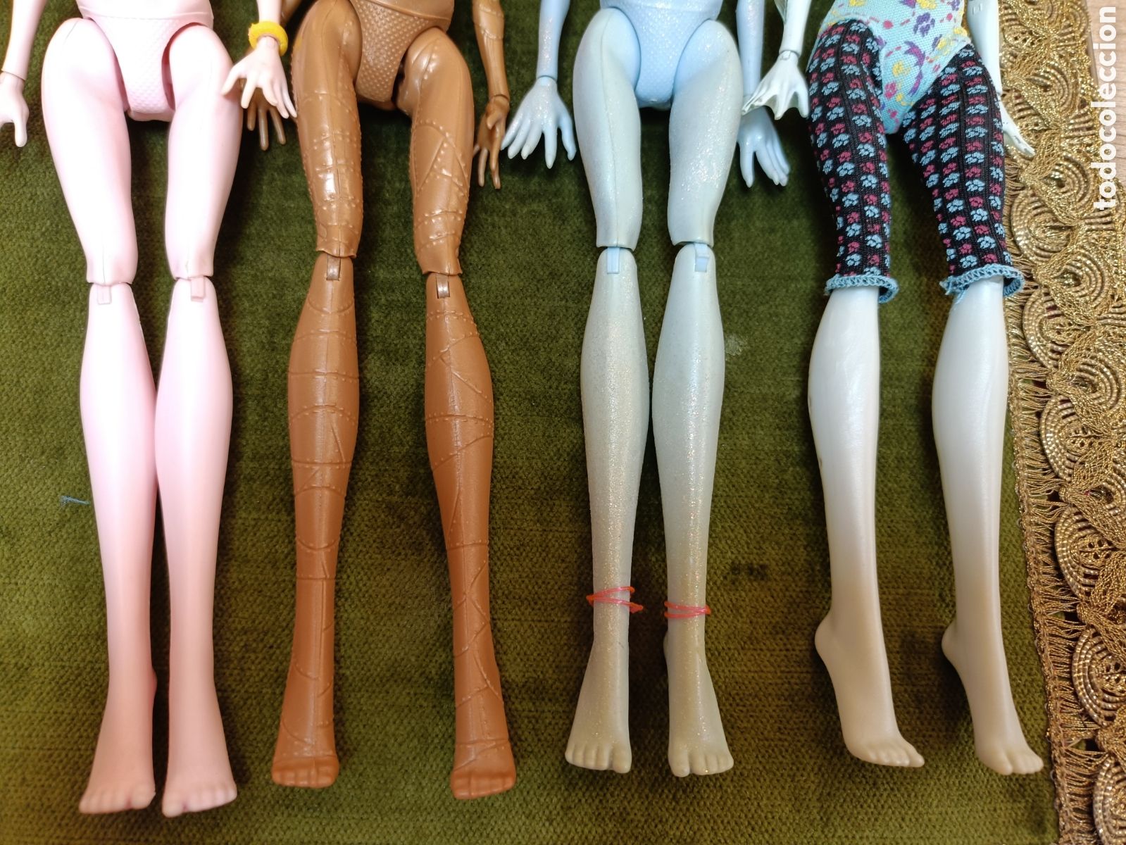 Mu&ntilde;ecas modernas: LOTE DE 4 MU&Ntilde;ECAS MONSTER HIGH - Foto 2
