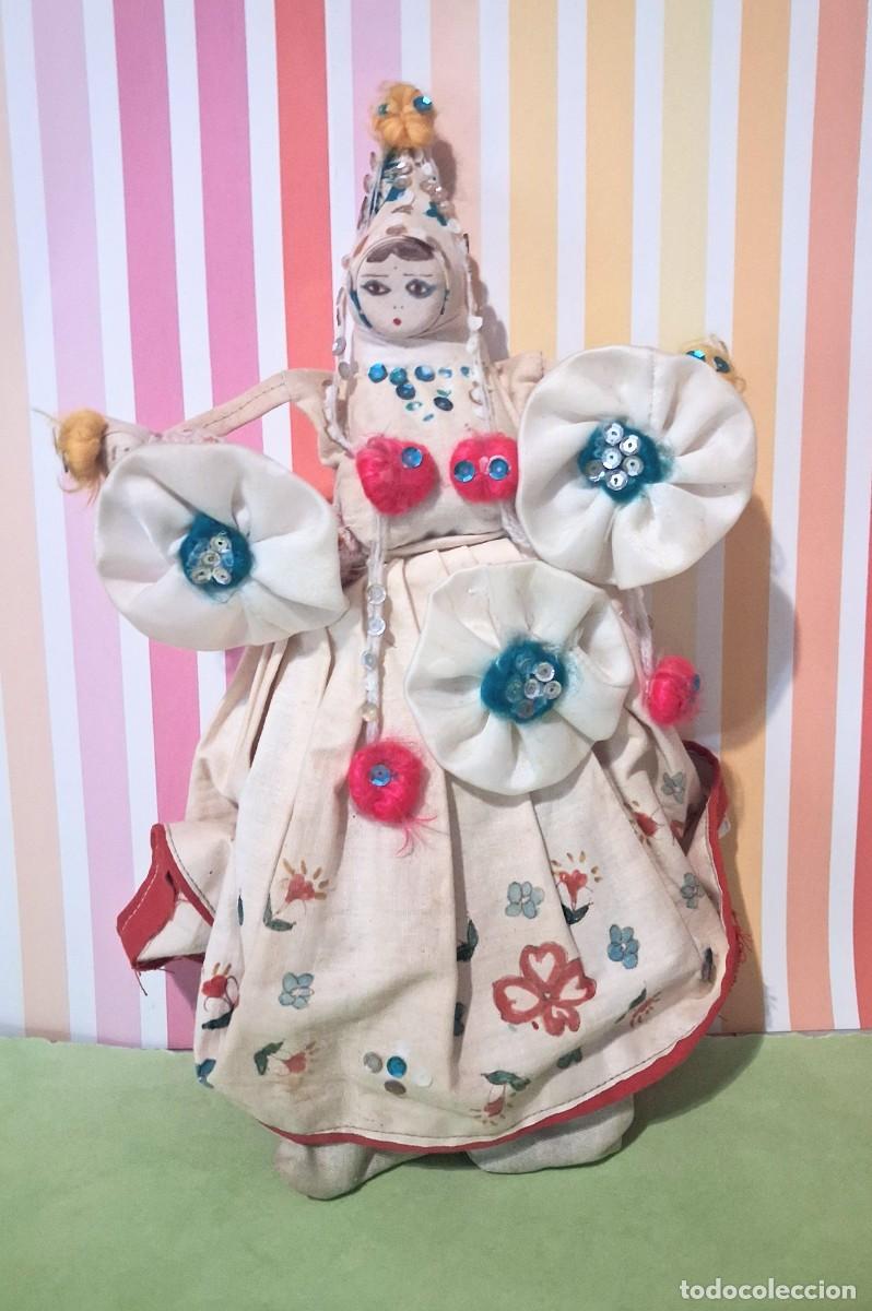 Mu&ntilde;ecas modernas: Mu&ntilde;eca turca t&iacute;pica souvenir artesanal