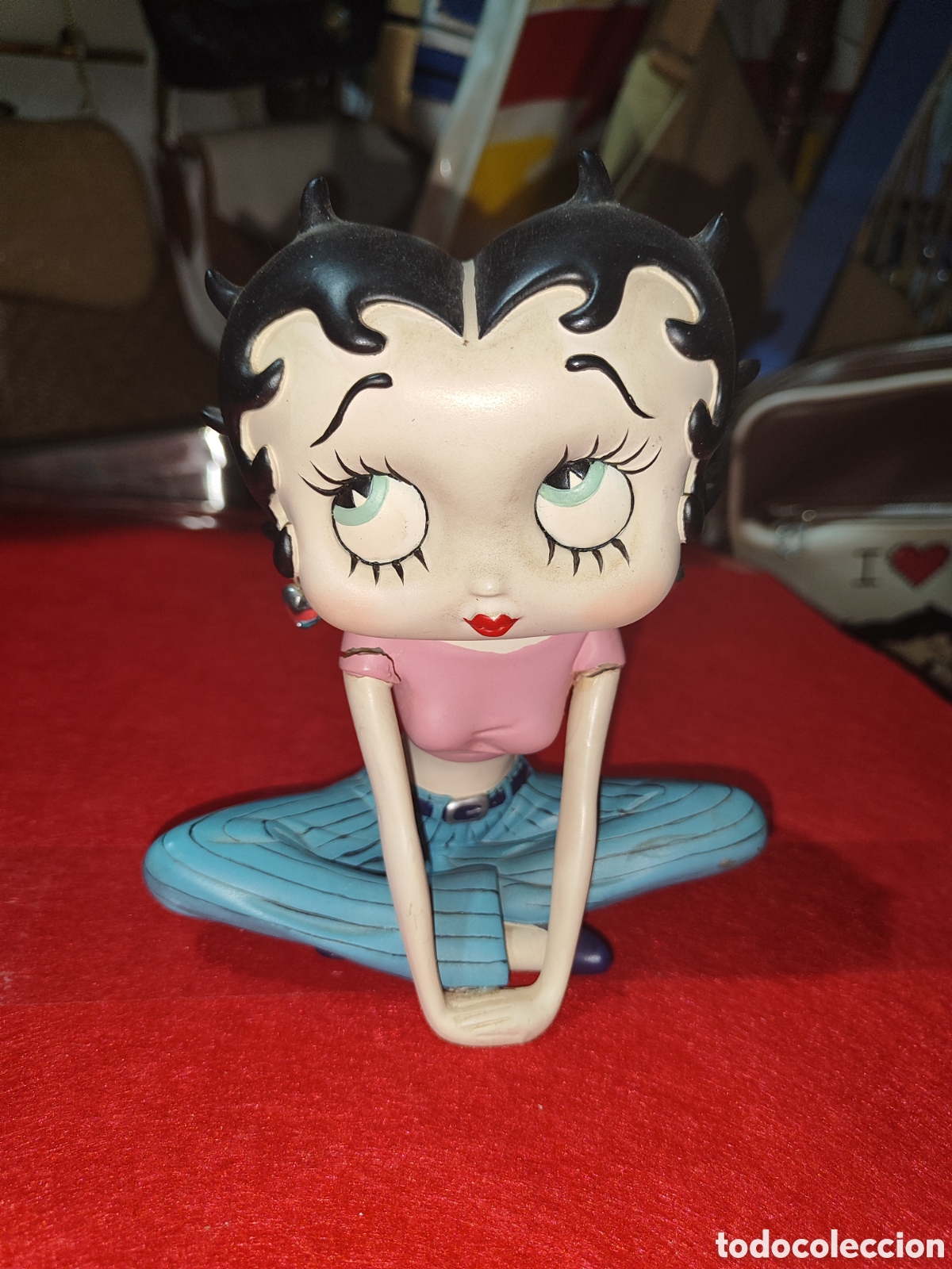 Mu&ntilde;ecas modernas: Original figura Betty boop en resina sentada postura yoga leer descripci&oacute;n