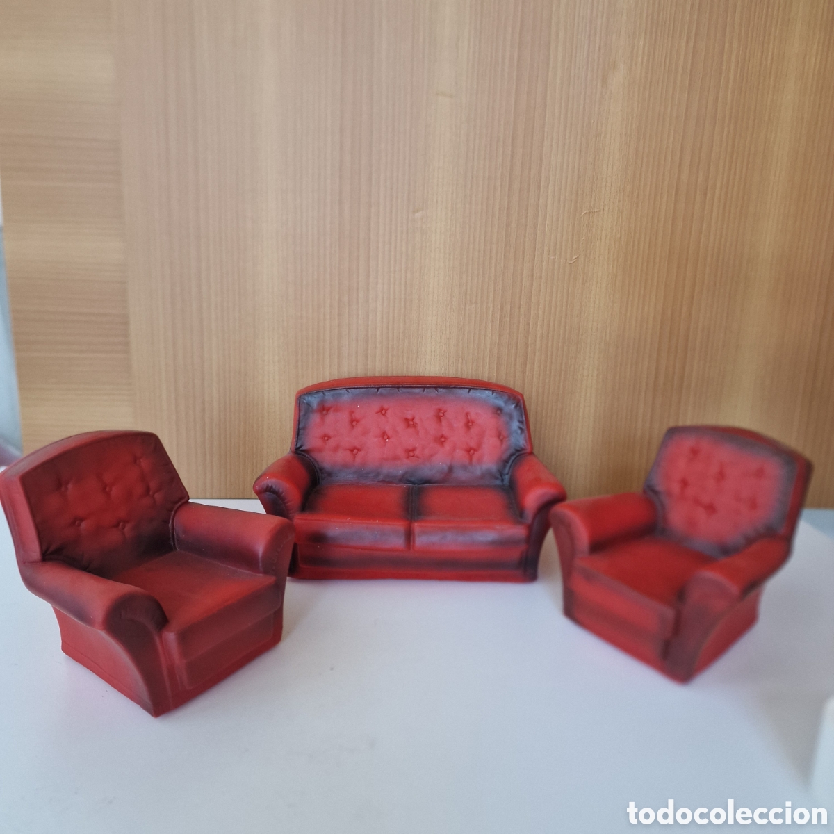 Mu&ntilde;ecas modernas: Sof&aacute; y sillones Sindy - Foto 1