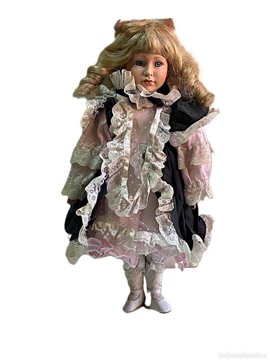 Mu&ntilde;ecas modernas: MU&Ntilde;ECA DE PORCELANA ALTO - 45CM