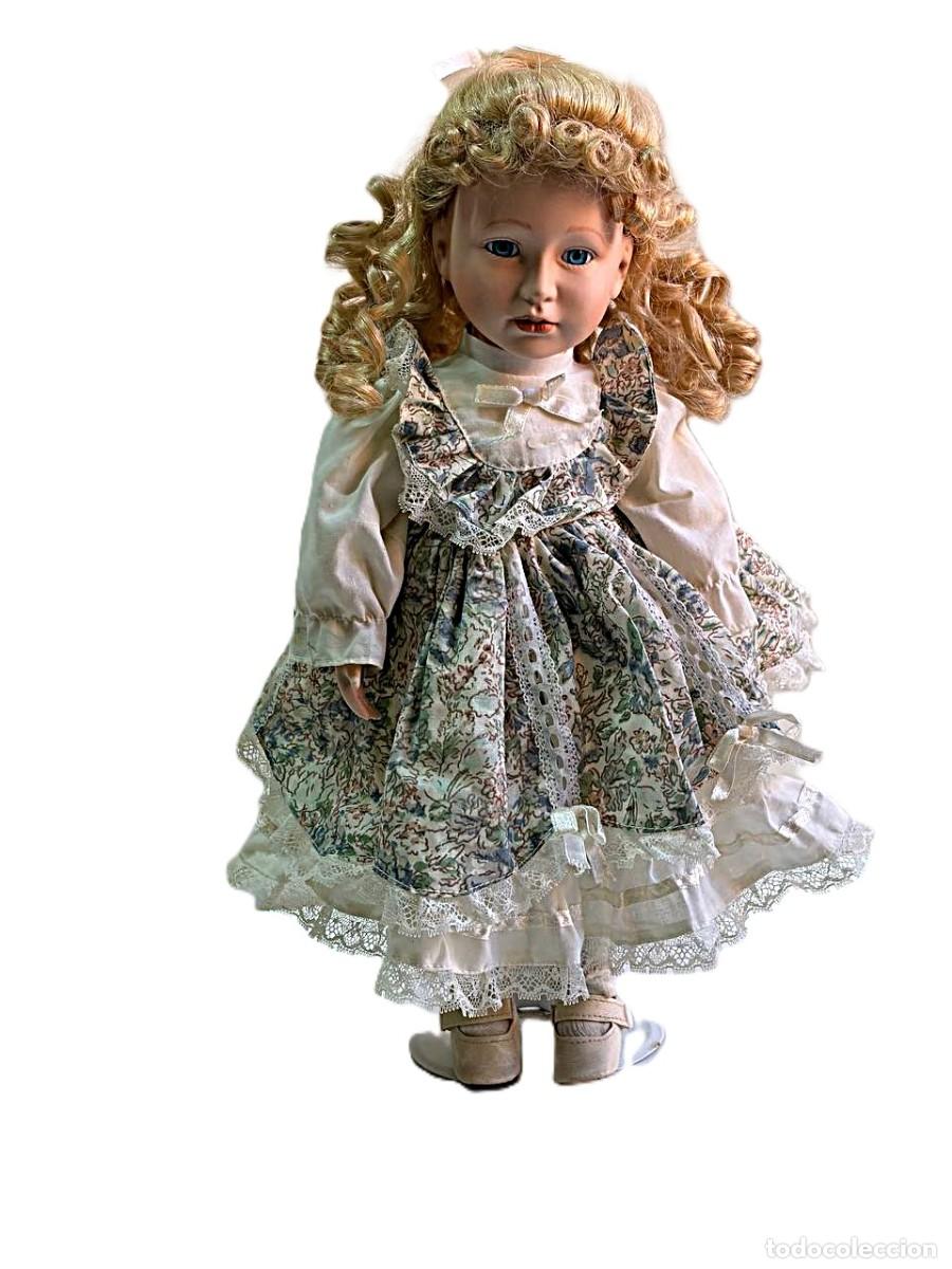 Mu&ntilde;ecas modernas: MU&Ntilde;ECA DE PORCELANA ALTO - 41CM